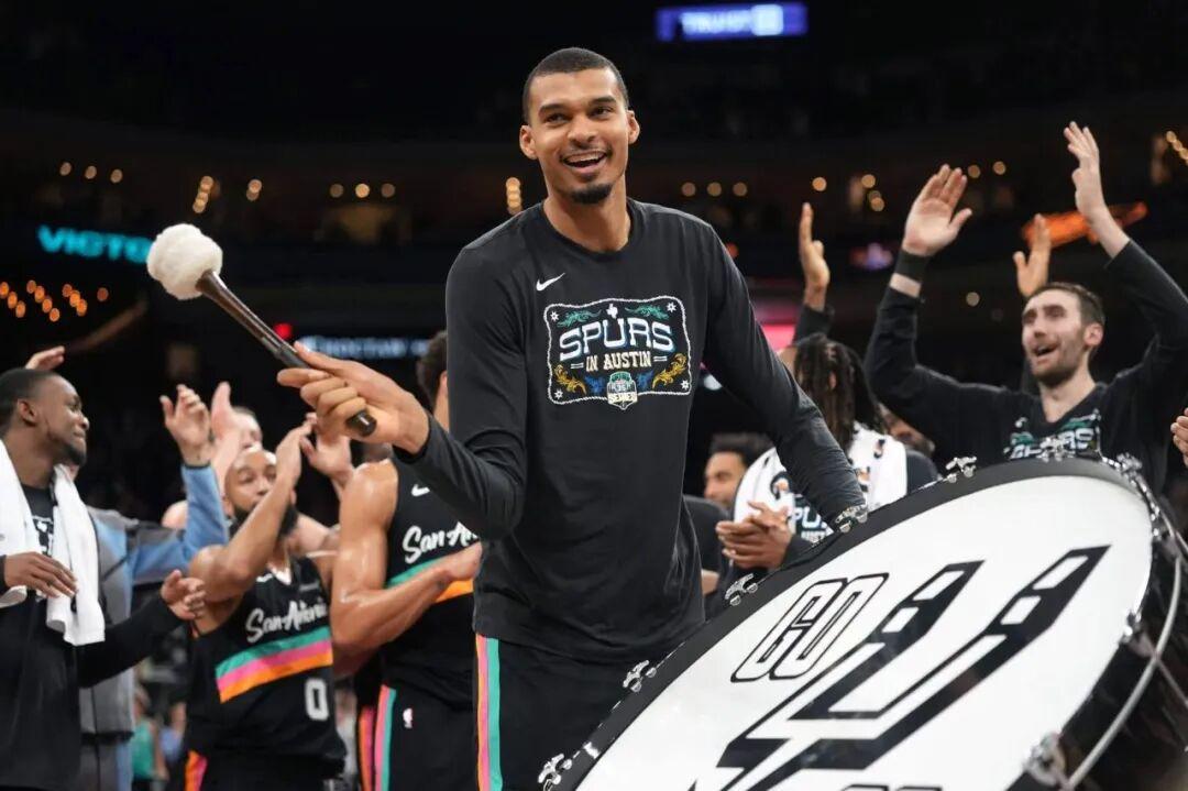 没有MVP，还有FMVP！季后赛的马刺，能走多远？